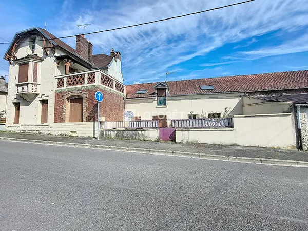 Maison 9 pièces 237 m²