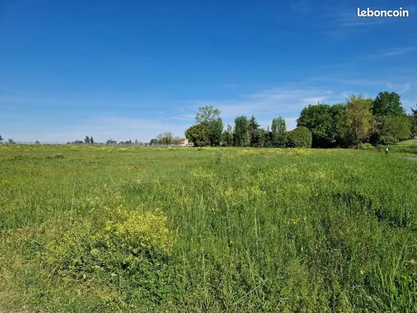 Terrain 1 722 m² Ladaux