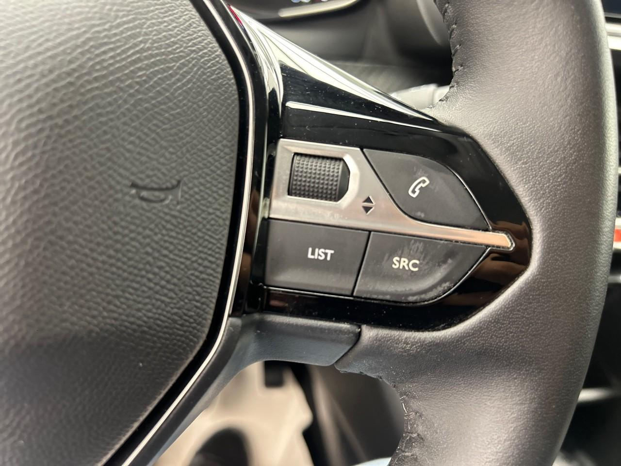 Peugeot 208 100 s&s bvm6 business — photo 23