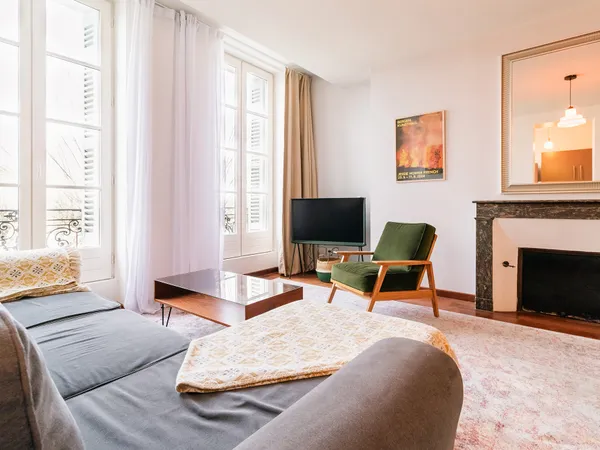 Loue appartement meublé