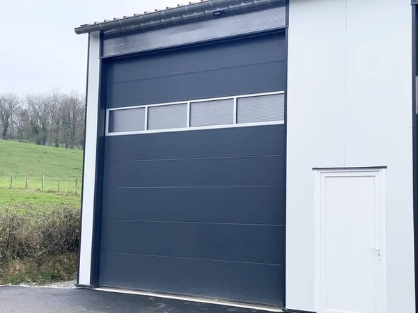 Local commercial 96 m²