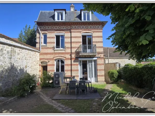 Maison à vendre 8 pièces BOISSY L'AILLERIE (95)