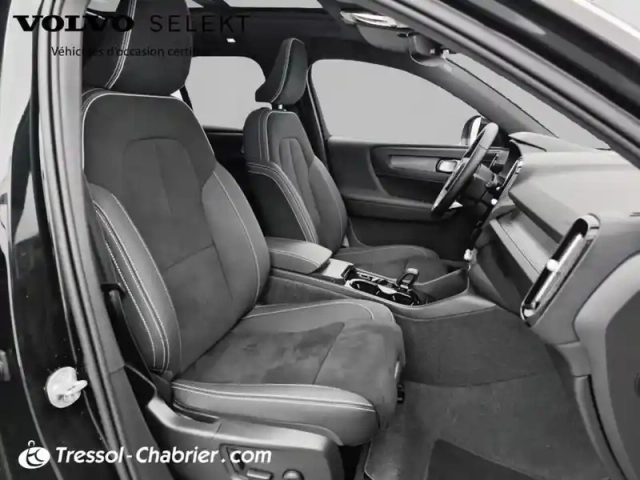 Volvo Xc40 b3 163 ch dct7 ultra — photo 9