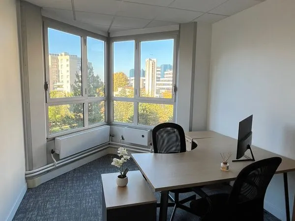 Bureau meublé et climatisé - 13 m² - Noisy-le-Grand