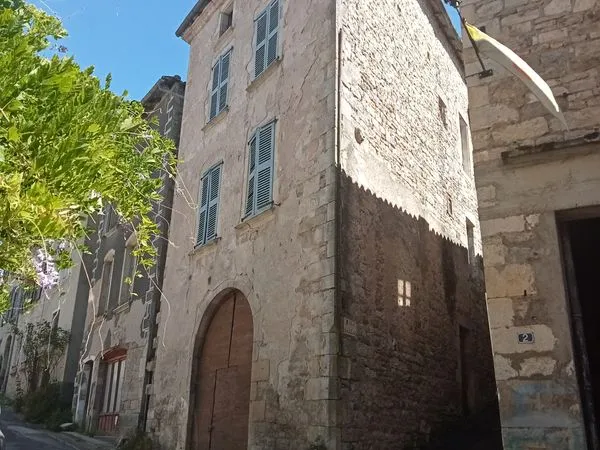 Maison a Caylus