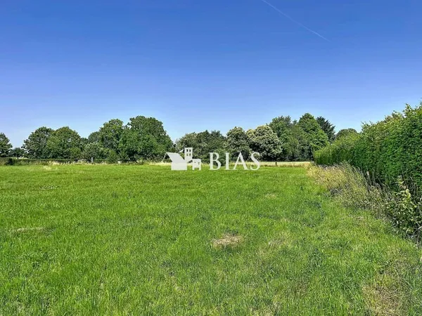 Terrain 1213 m²
