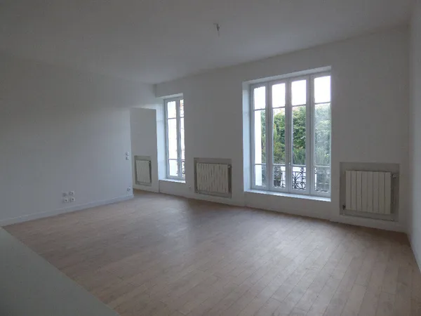 Appartement 1 pièce 65 m²