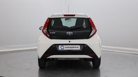 Toyota Aygo 1.0 VVT-i 72ch x-play 5p MY21 — photo 6