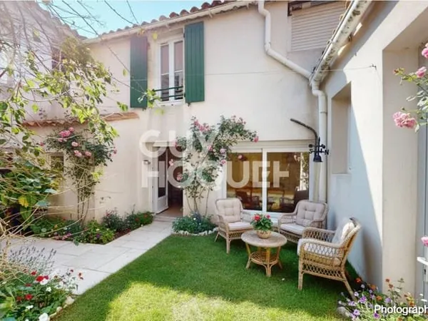 Maison 8 pièces 113 m²