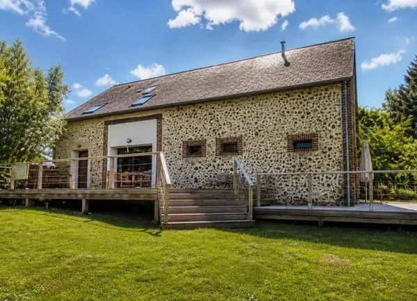 Ferme 8 pièces 271 m²