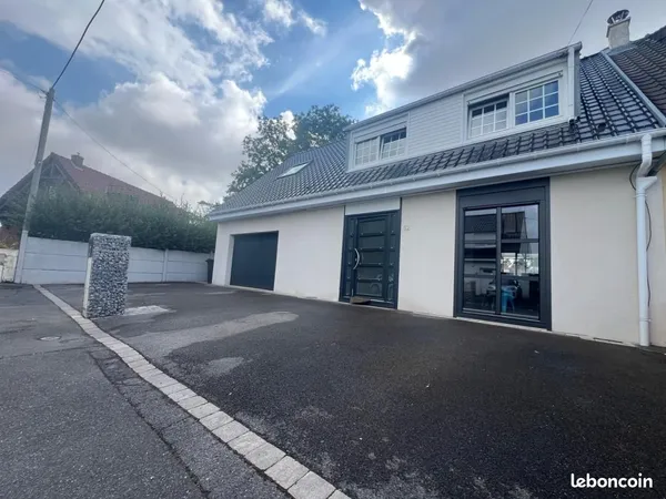 Maison 8 pièces 110 m²
