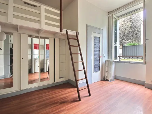 Studio à louer en centre-ville de Levallois-Perret