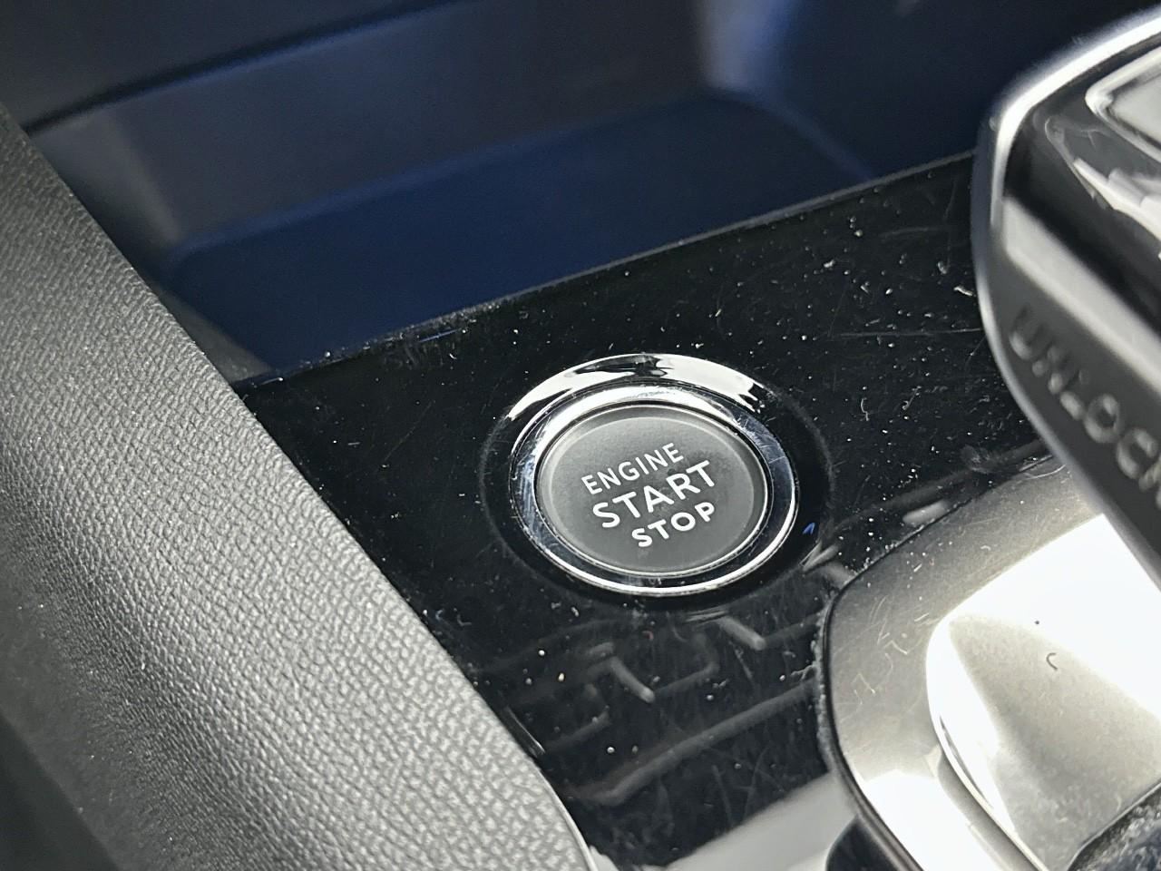Peugeot 3008 hybrid 225 e-eat8 allure pack — photo 28