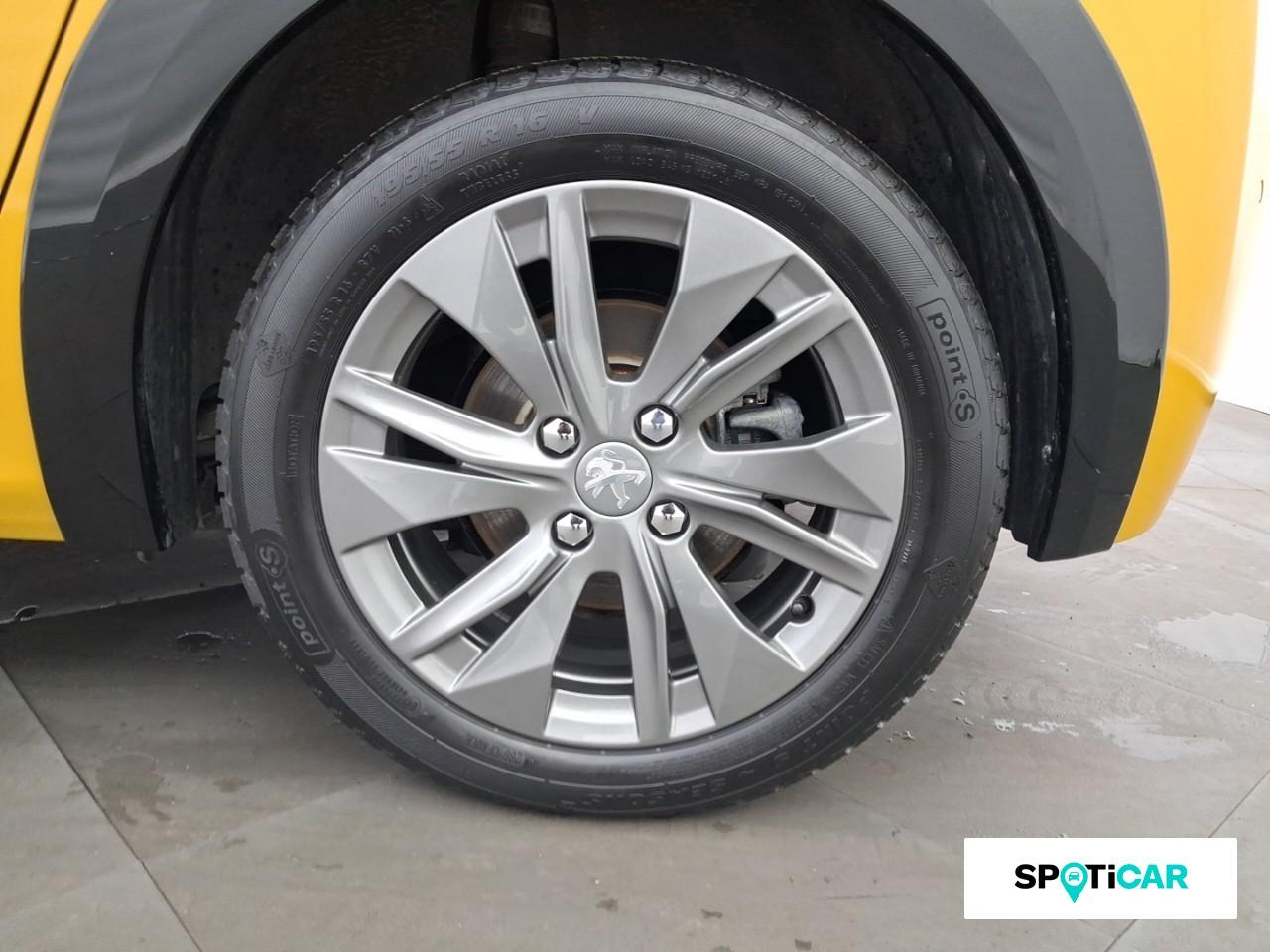 Peugeot 208 e-208 136ch style — photo 11