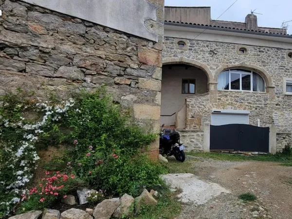 Maison de village 5 pièces 100 m²