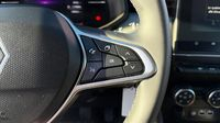 Renault Clio 1.5 dCi 100ch Evolution - 25 — photo 19