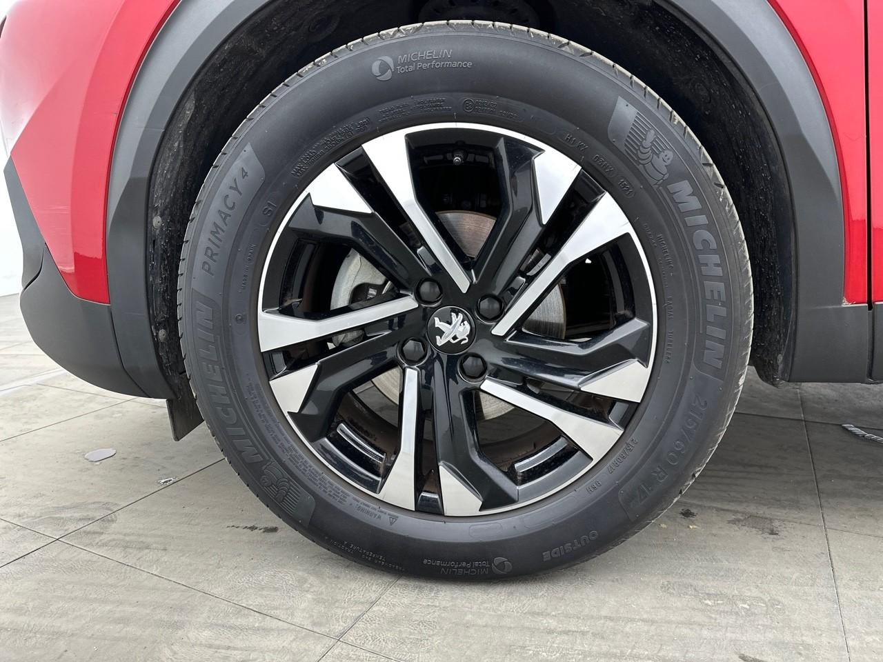 Peugeot 2008 puretech 130 s&s bvm6 allure — photo 14