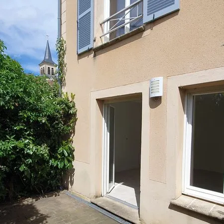 Maison de Ville proche gare à louer à La Queue les Yvelines (78940)