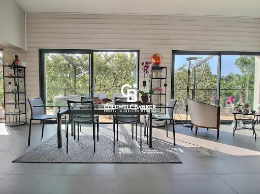 Maison 6 pièces 170 m²