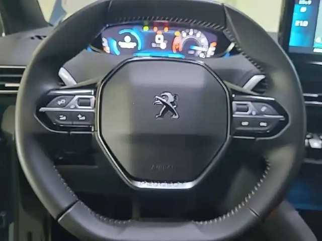 Peugeot 3008 puretech 130ch s&amp;s bvm6 — photo 29