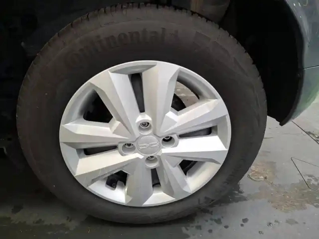 Dacia Sandero tce 90 — photo 17
