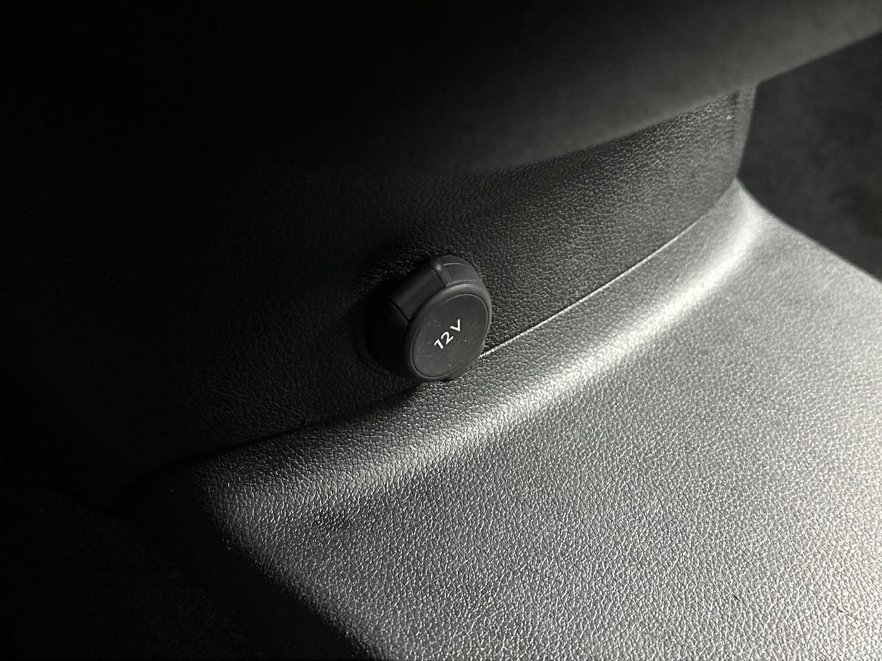 Peugeot Partner fourgon standard 650 kg bluehdi 100 s&s bvm6 aspha — photo 31