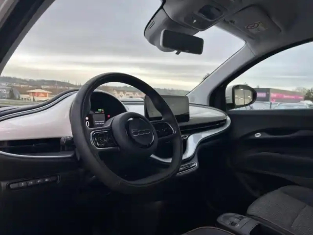Fiat 500 e 118ch icône — photo 9
