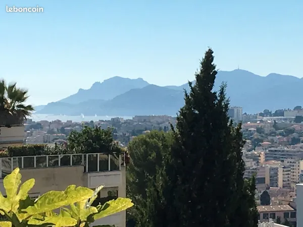 Terrain 900 m2 avec PC