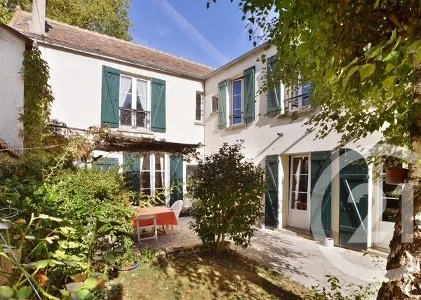 Maison 6 pièces 135 m²