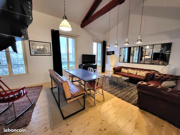 Duplex T3 rénové vue Vieux port