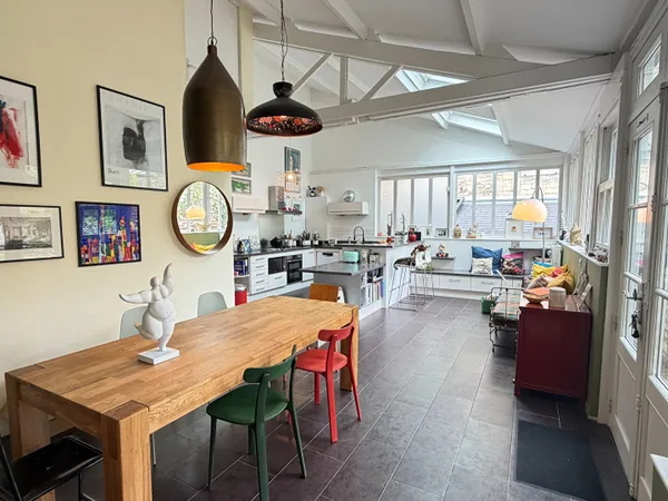 Maison 8 pièces 212 m²