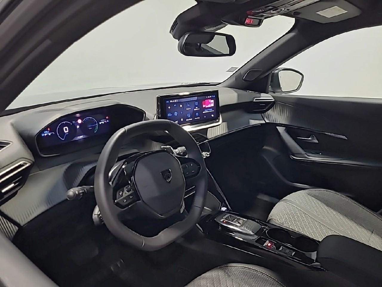 Peugeot 2008 hybrid 145 ch e-dcs6 allure — photo 9
