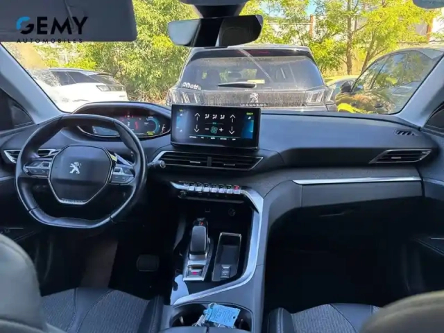 Peugeot 3008 hybrid 225 e-eat8 — photo 8