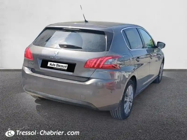 Peugeot 308 puretech 130ch s&amp;s eat8 allure pack — photo 2