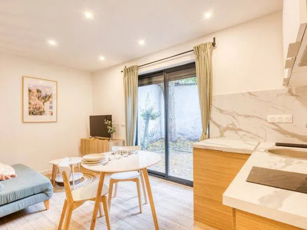Studio 1 pièce 25 m²