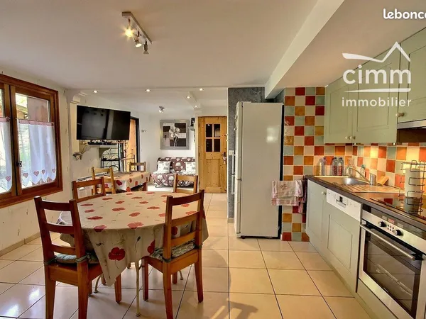 Chalet 14 pièces 266 m²