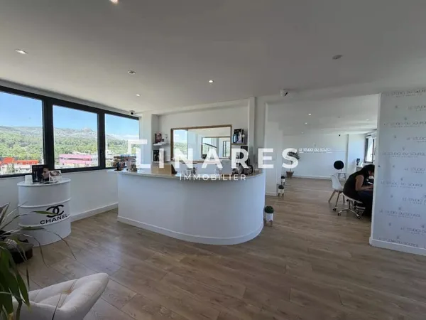 Local 78 m²