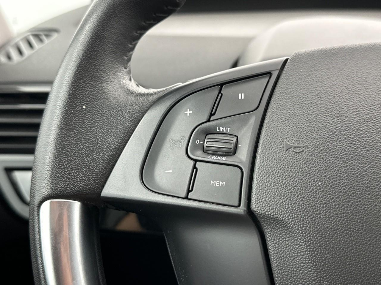Citroën C4 grand c4 spacetourer puretech 130 s&s bvm6 feel — photo 20