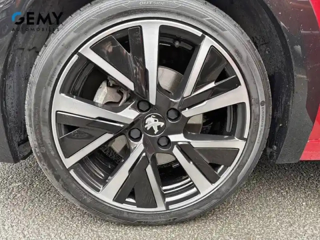 Peugeot 208 puretech 130 s&amp;s eat8 — photo 34