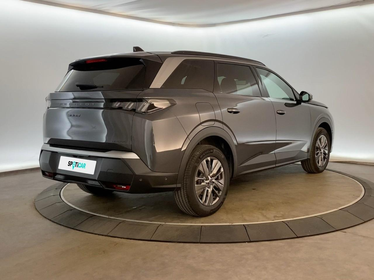 Peugeot 5008 hybrid 145 ch e-dcs6 allure — photo 7
