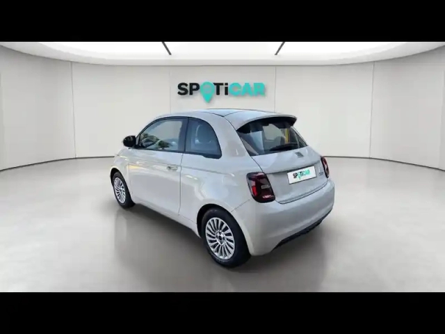Fiat 500 e 118ch my23 — photo 3