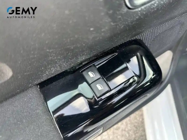 Citroën C3 puretech 83 s&amp;s bvm5 — photo 32