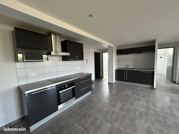 Loue appartement T3 avec garage