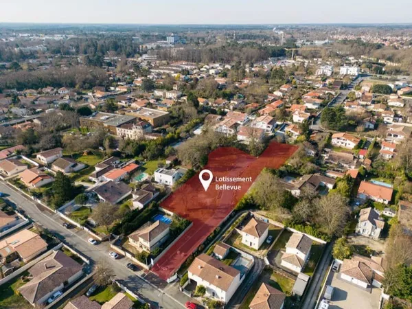 Terrain 352m² libre de constructeur