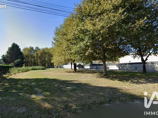 Terrain 845 m² Laruscade