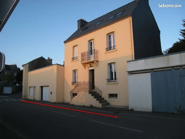 Maison 5 pièces - jardin - garage - proche écoles - libre