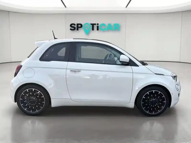 Fiat 500 e 118ch icône plus — photo 7