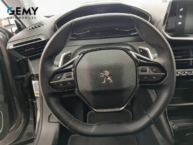 Peugeot 2008 puretech 130 s&amp;s eat8 — photo 29