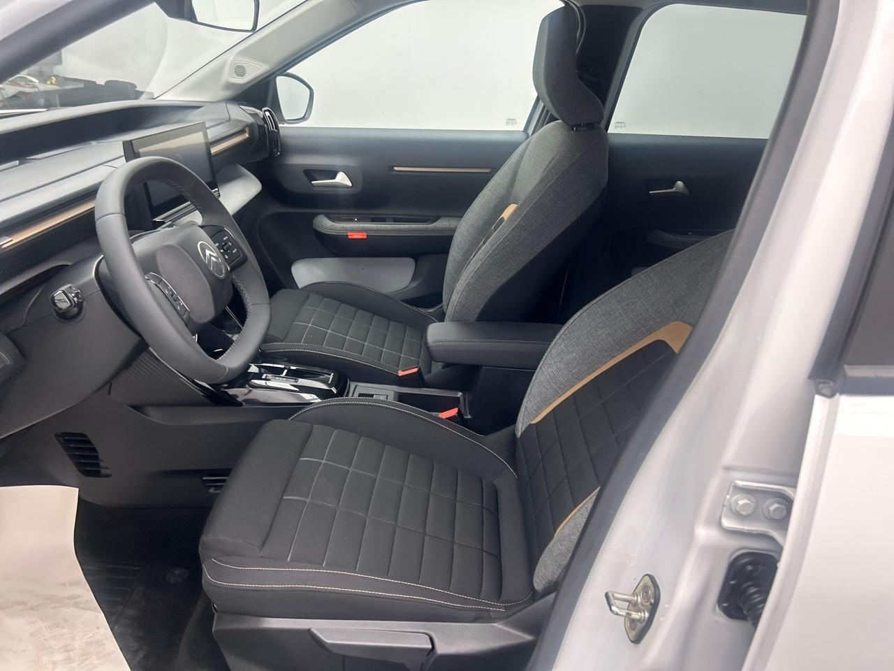 Citroën C3 Aircross hybride 145 ch aut plus — photo 10