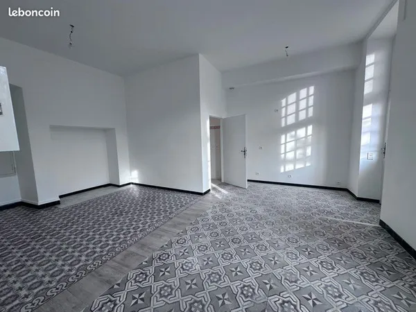 Saint-Rémy-de-Provence - Espace professionnel 35 m² - Boulevard & vue sur jardin au calme